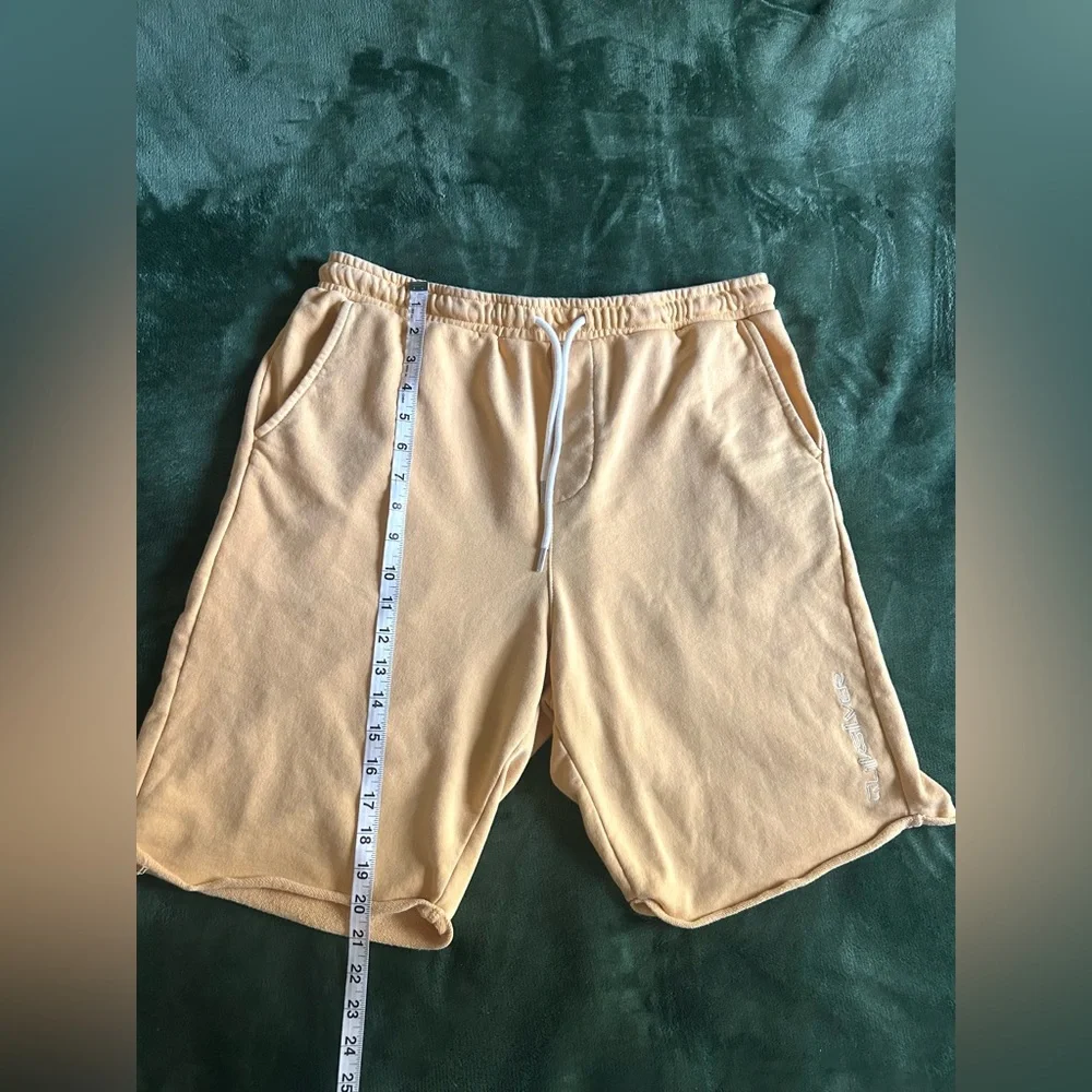 Quiksilver Men’s Tan Drawstring Sweat Shorts Size Large Casual Lounge - Picture 7 of 9